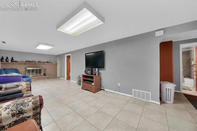 313 South Chelton Road Colorado Springs, CO 80910 - Photo 23 of 28 Gallery Image 23