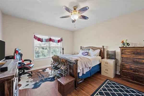 $945,000 | 2370 Garrett Lane, China Spring, TX 76633