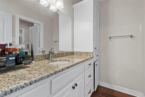 $945,000 | 2370 Garrett Lane, China Spring, TX 76633