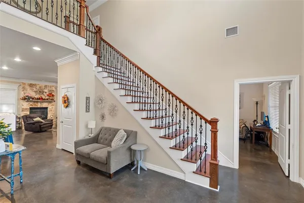 $945,000 | 2370 Garrett Lane, China Spring, TX 76633