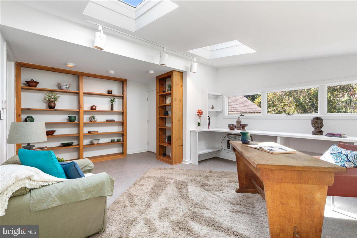 134 Sycamore Road Princeton, NJ 08540 - Photo 13 of 32