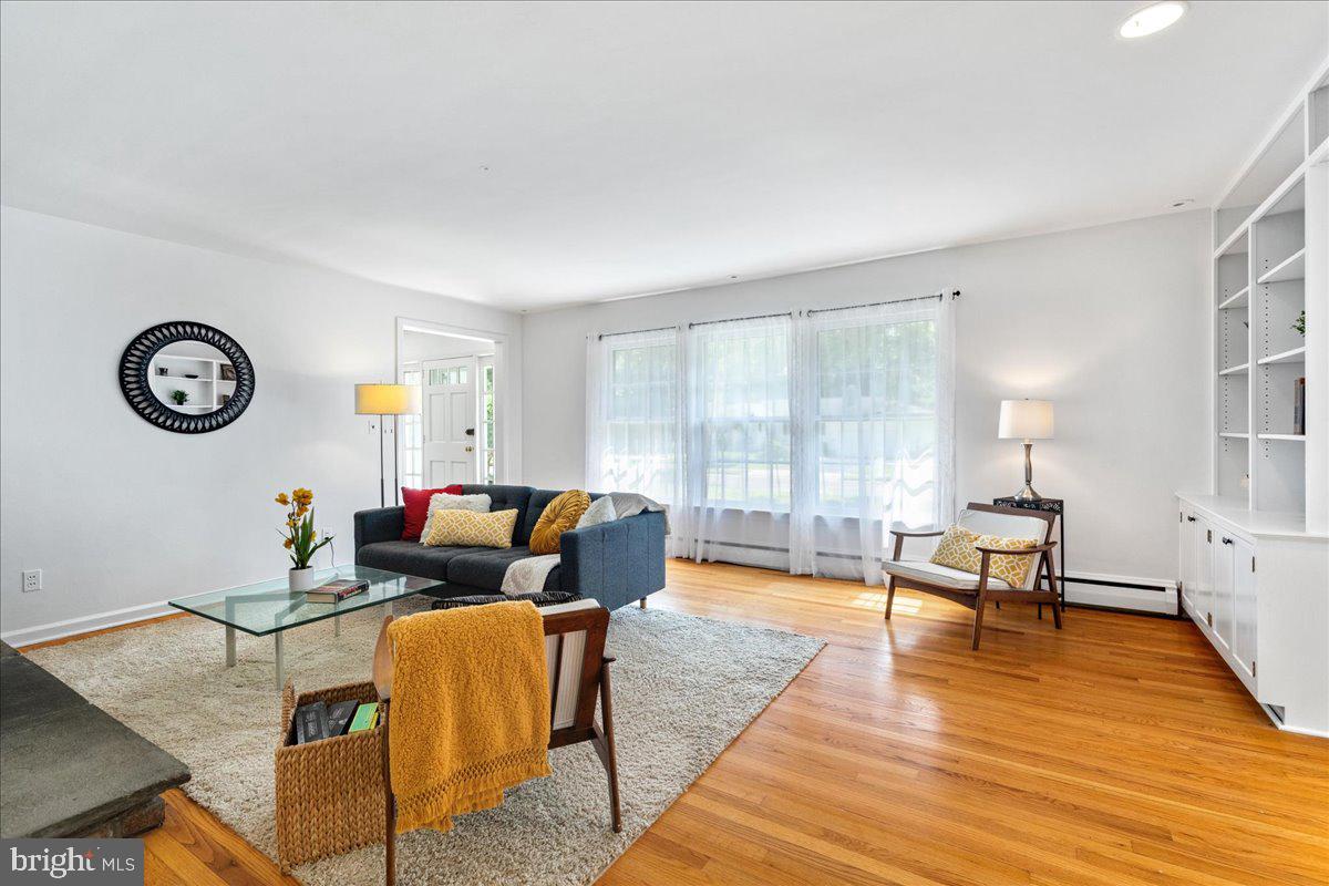 134 Sycamore Road Princeton, NJ 08540 - Photo 8 of 32