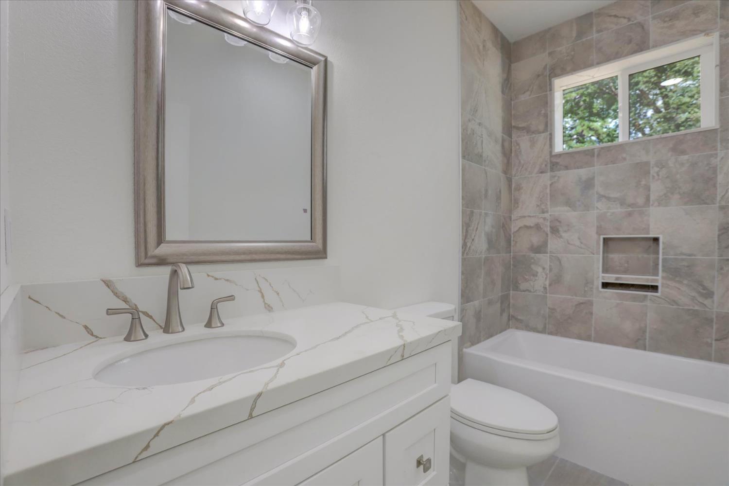 10279 Evergreen Ranch Court Grass Valley, CA 95949 - Photo 16 of 79