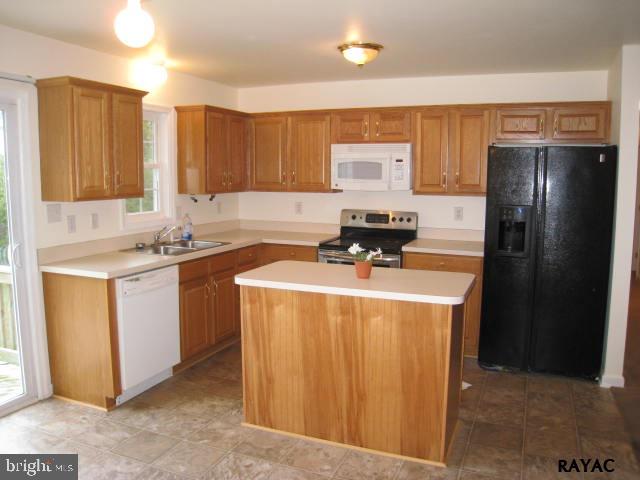 33 Jonquil Road Delta, PA 17314 - Photo 5 of 20 Gallery Image 5