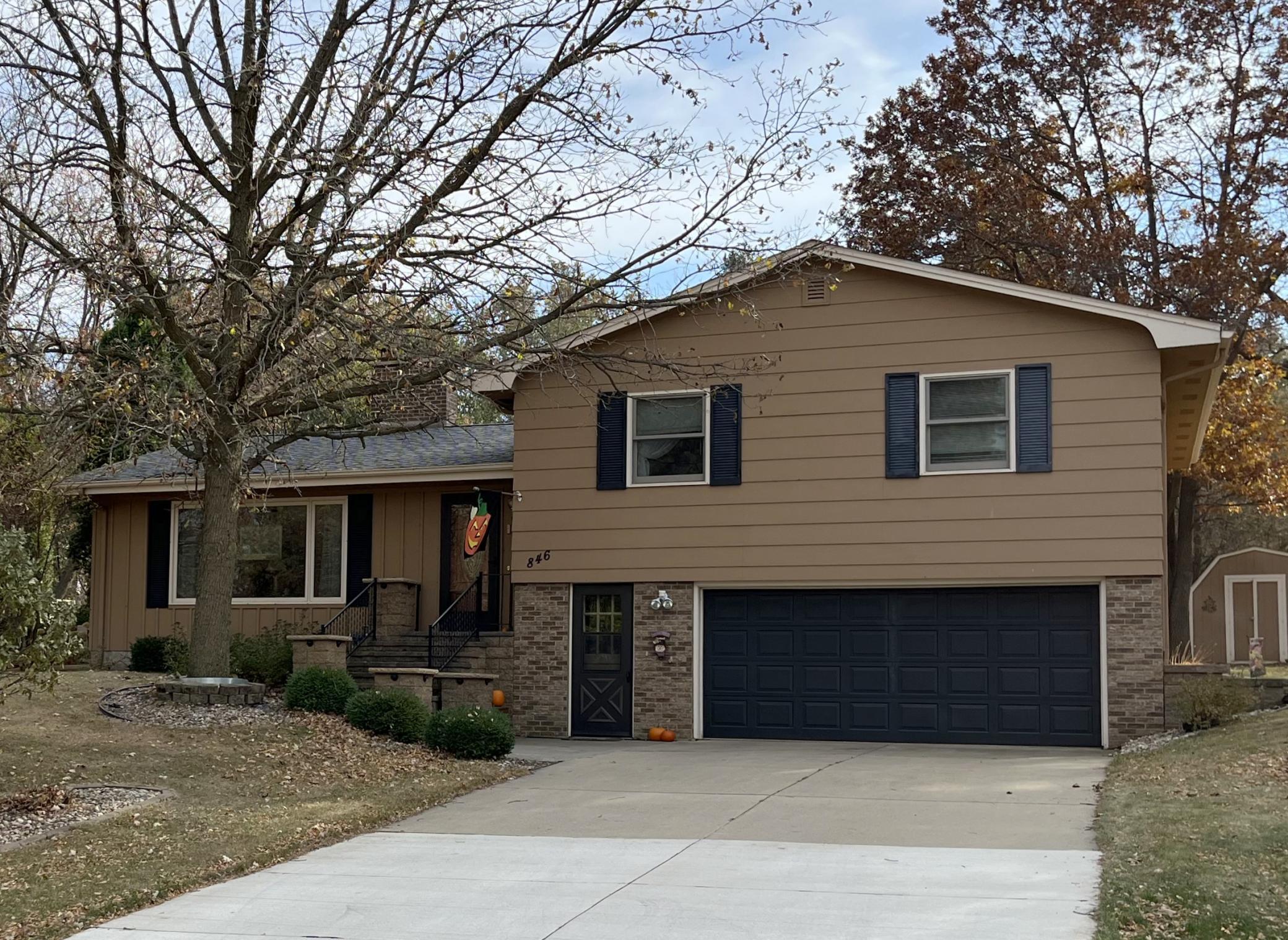 846 Highland Road Windom, MN 56101 - Photo 1 of 1 Gallery Image 1