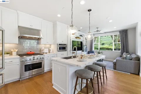 $1,078,000 | 198 Teasel Common, Livermore, CA 94551