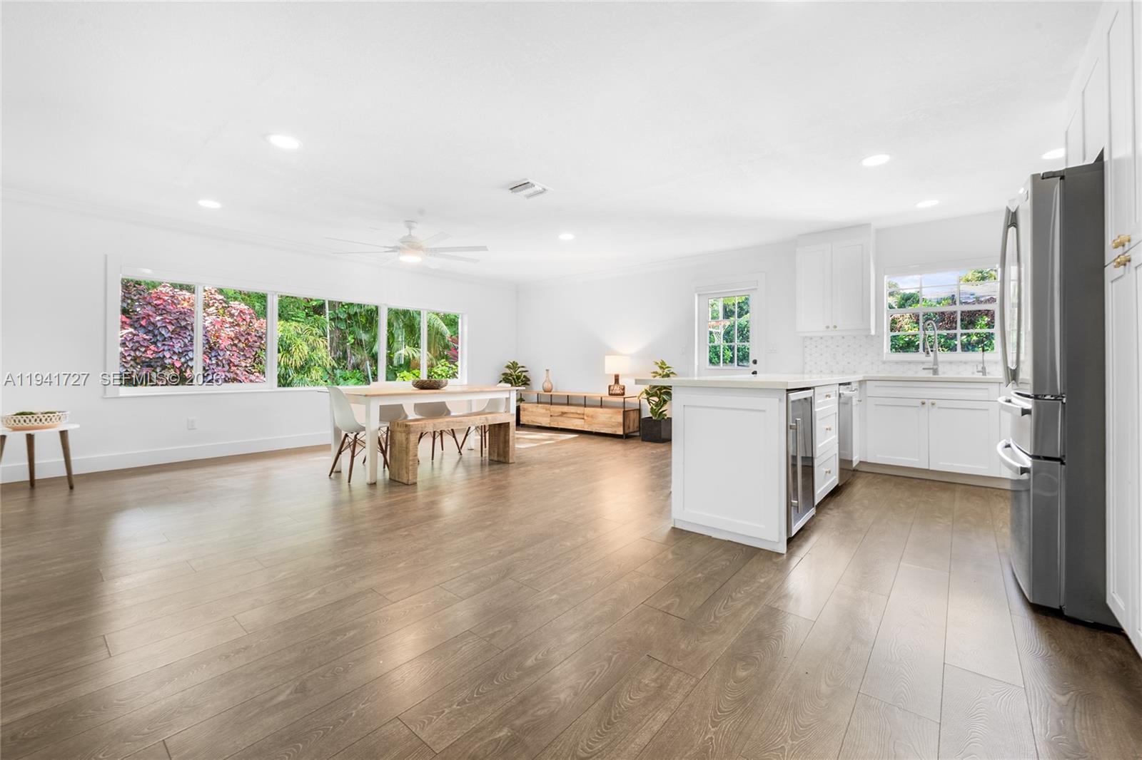 6440 Southwest 44th Street Miami, FL 33155 - Photo 7 of 27 Gallery Image 7