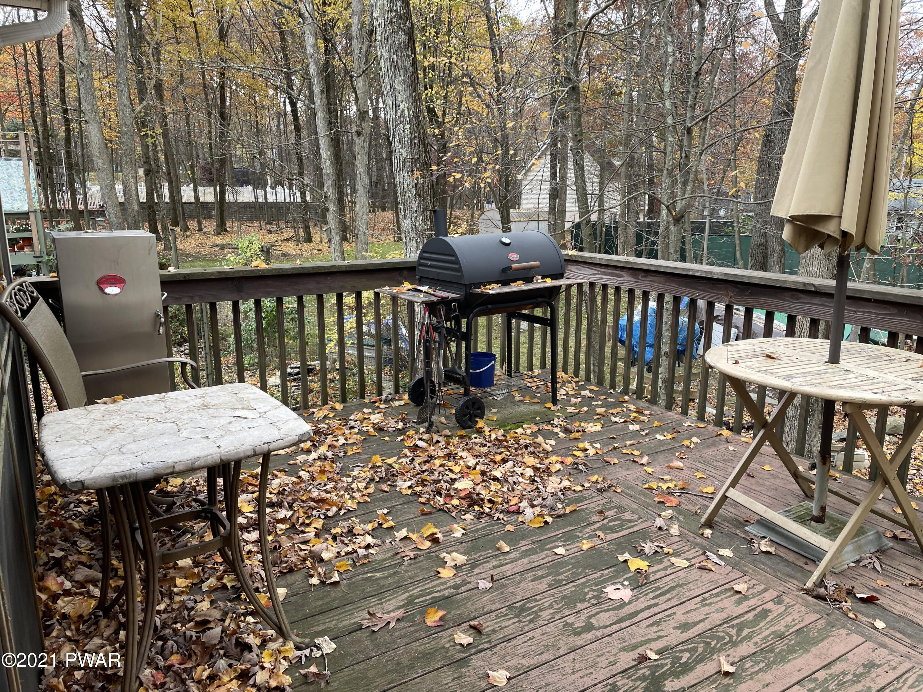 123 Roundhill Road Dingmans Ferry, PA 18328 - Photo 31 of 32 Deck