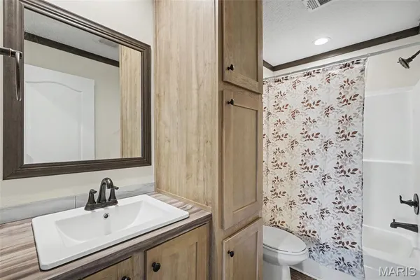 $499,900 | 19225 Hubbell Lane, Warrenton, MO 63383