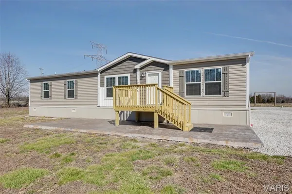 $499,900 | 19225 Hubbell Lane, Warrenton, MO 63383