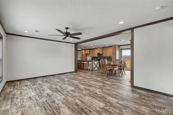 $499,900 | 19225 Hubbell Lane, Warrenton, MO 63383