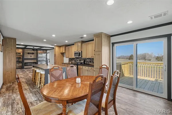 $499,900 | 19225 Hubbell Lane, Warrenton, MO 63383