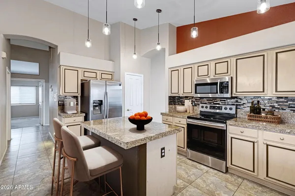 $560,000 | 1511 East Black Diamond Drive, Gilbert, AZ 85296