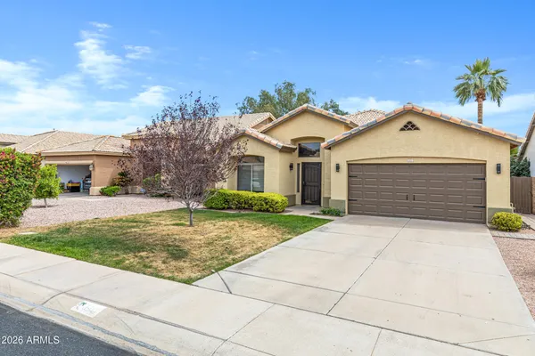 $575,000 | 1511 East Black Diamond Drive, Gilbert, AZ 85296
