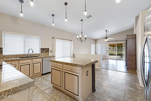 $575,000 | 1511 East Black Diamond Drive, Gilbert, AZ 85296
