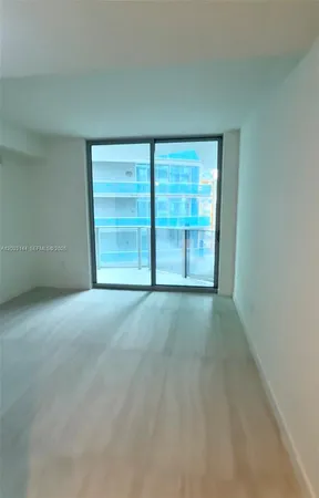 $6,300 | 77 Southeast 5th Street, Unit 2305, Miami, FL 33131