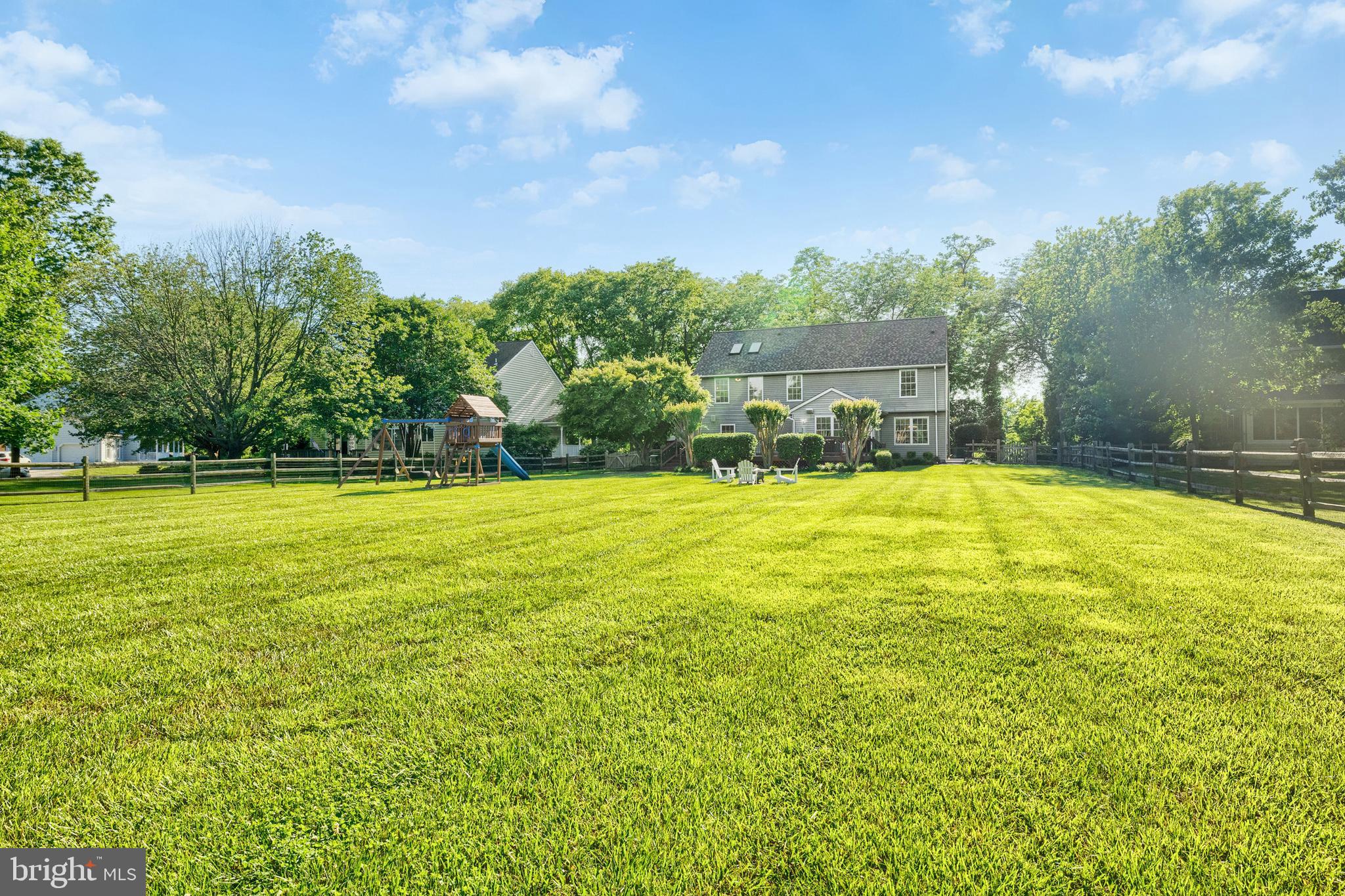 1469 Pleasant Lake Road Annapolis, MD 21409 - Photo 4 of 68 Massive back yard