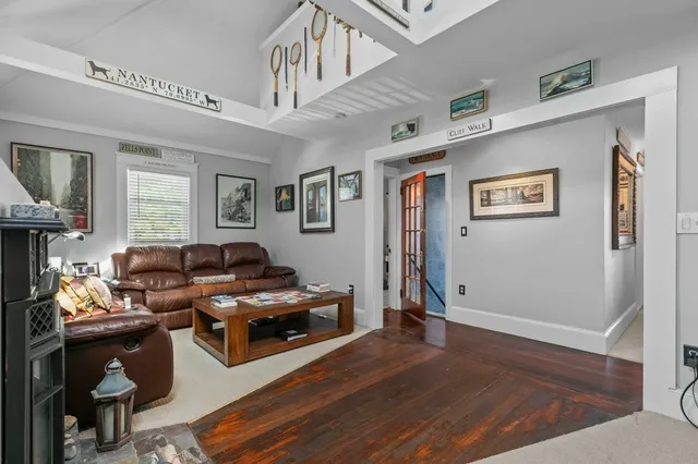 $1,345,000 | 21 Slocum Street, Newport, RI 02840