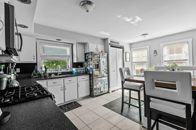 $1,345,000 | 21 Slocum Street, Newport, RI 02840