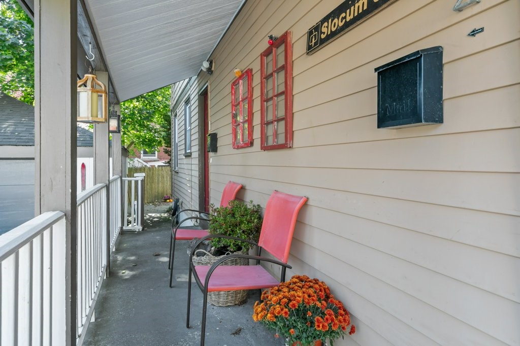 21 Slocum Street Newport, RI 02840 - Photo 30 of 50