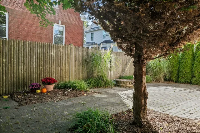 $1,345,000 | 21 Slocum Street, Newport, RI 02840