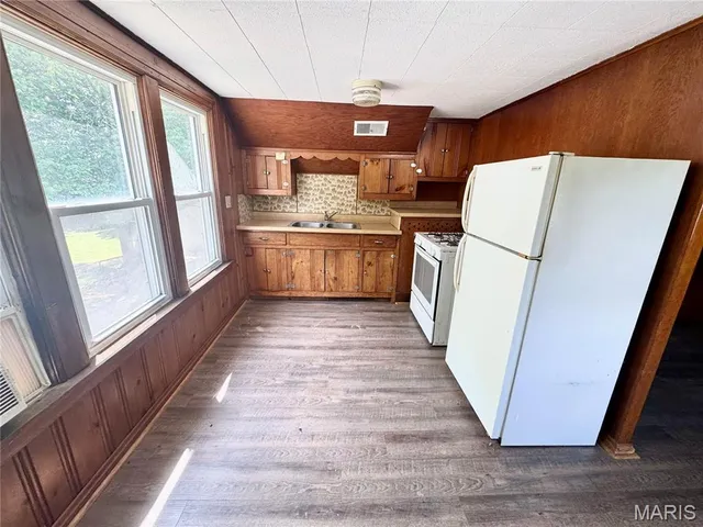 $700 | 637 North 38th Street, Unit 3, Belleville, IL 62226