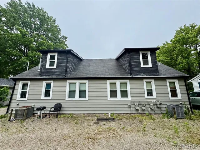 $700 | 637 North 38th Street, Unit 3, Belleville, IL 62226