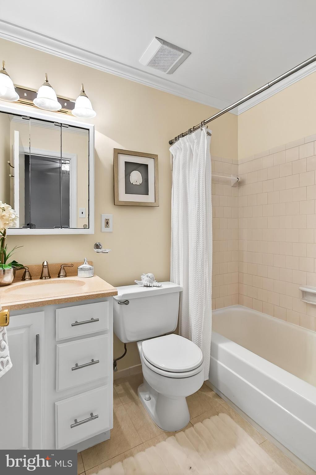 7781 Tiverton Drive Springfield, VA 22152 - Photo 26 of 53 Updated hall BA w/ceramic tile tub/shower surround