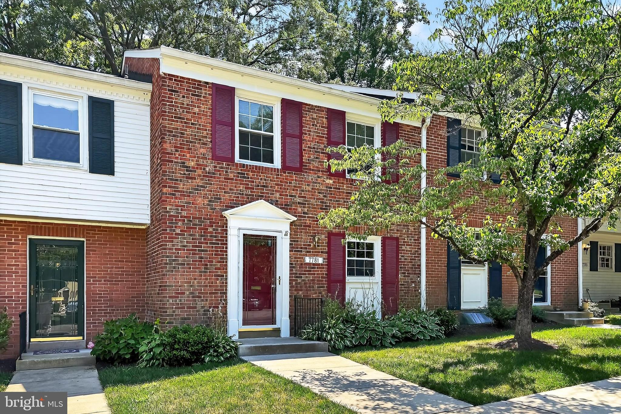 7781 Tiverton Drive Springfield, VA 22152 - Photo 3 of 53 Level entry. Quiet no-thru street w/good guest pkg