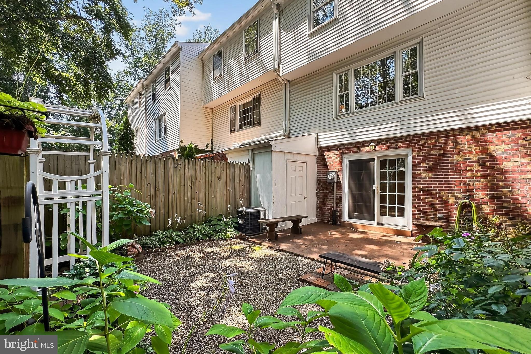 7781 Tiverton Drive Springfield, VA 22152 - Photo 35 of 53 Back of home