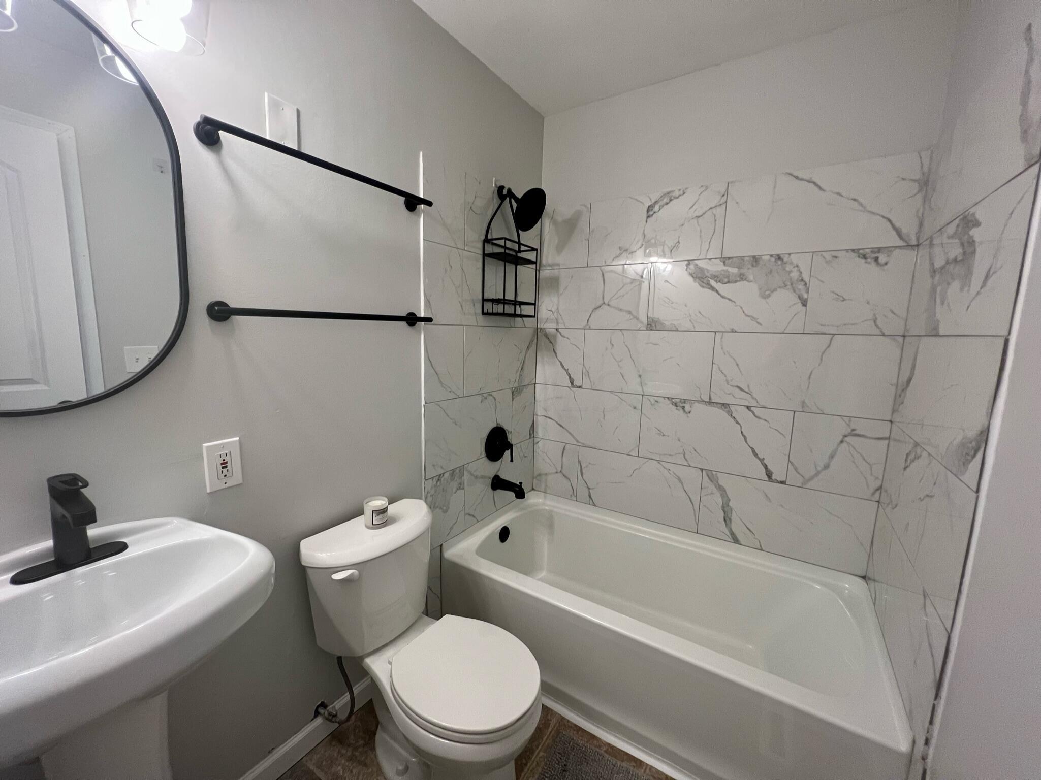 349 Lombard Road Columbus, OH 43228 - Photo 12 of 23 IMG-1118