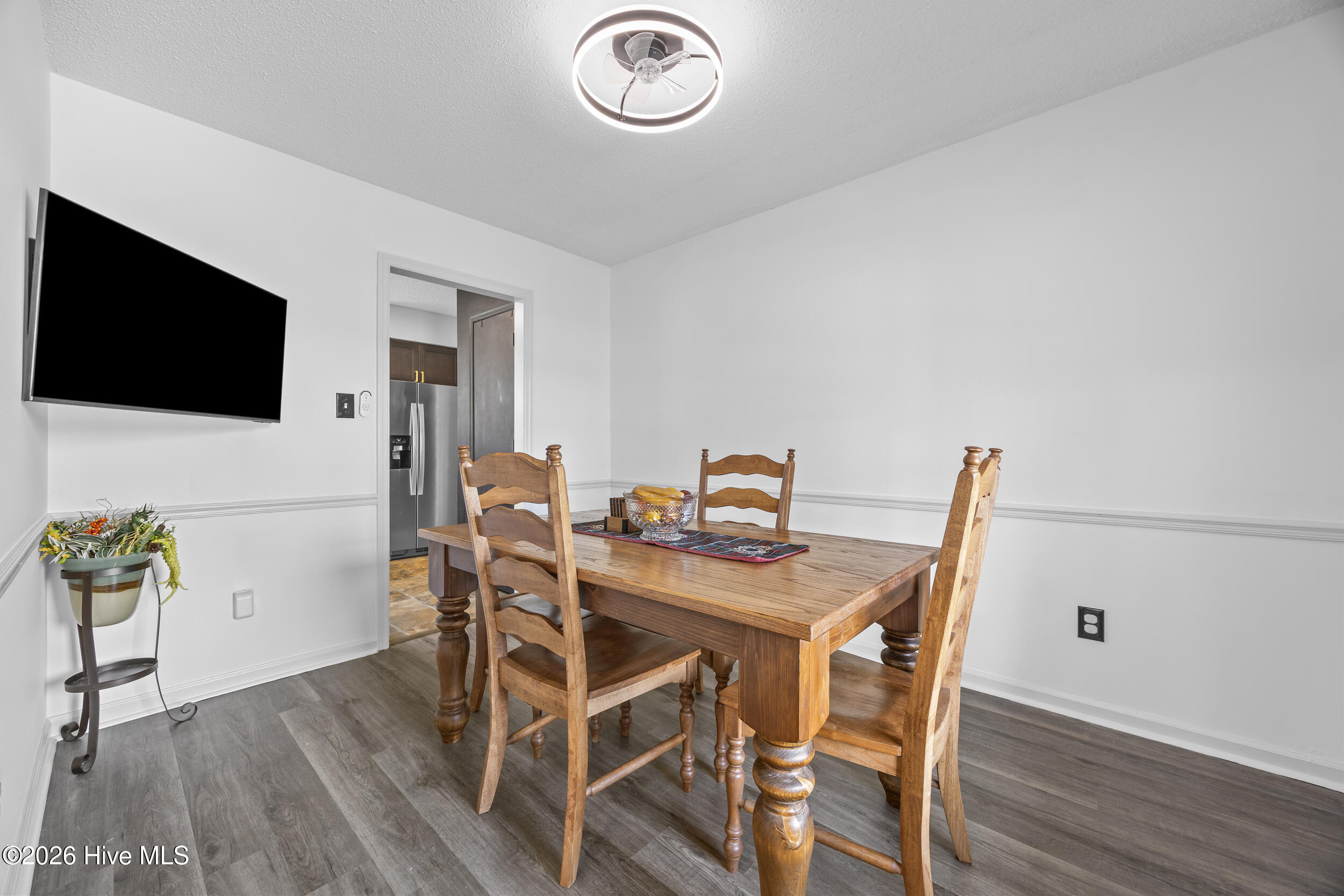 808 Gadwell Loop Jacksonville, NC 28540 - Photo 12 of 55 16_dining area