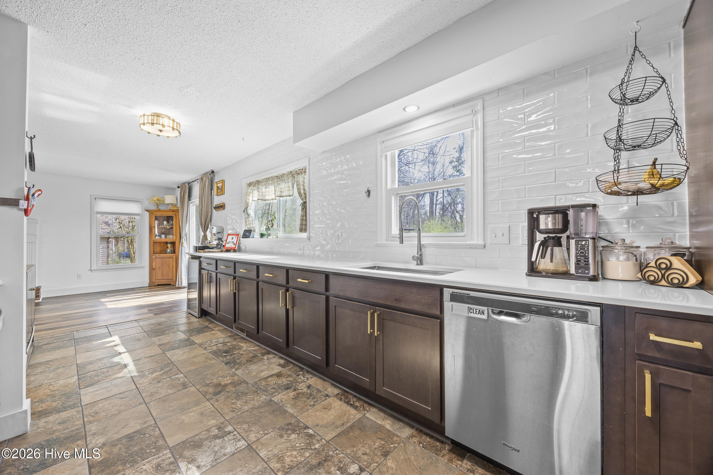 808 Gadwell Loop Jacksonville, NC 28540 - Photo 15 of 55 19_kitchen