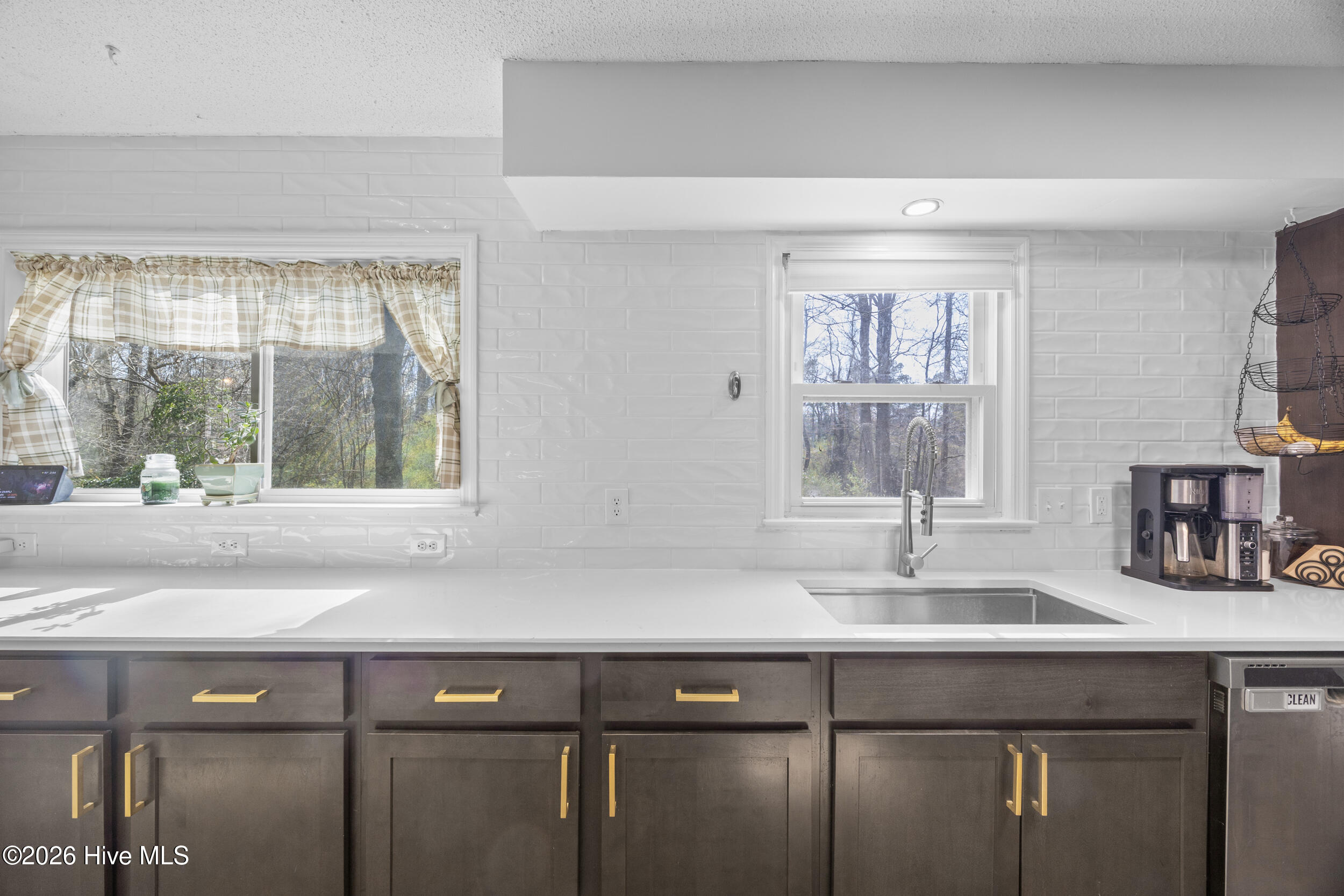 808 Gadwell Loop Jacksonville, NC 28540 - Photo 16 of 55 20_kitchen