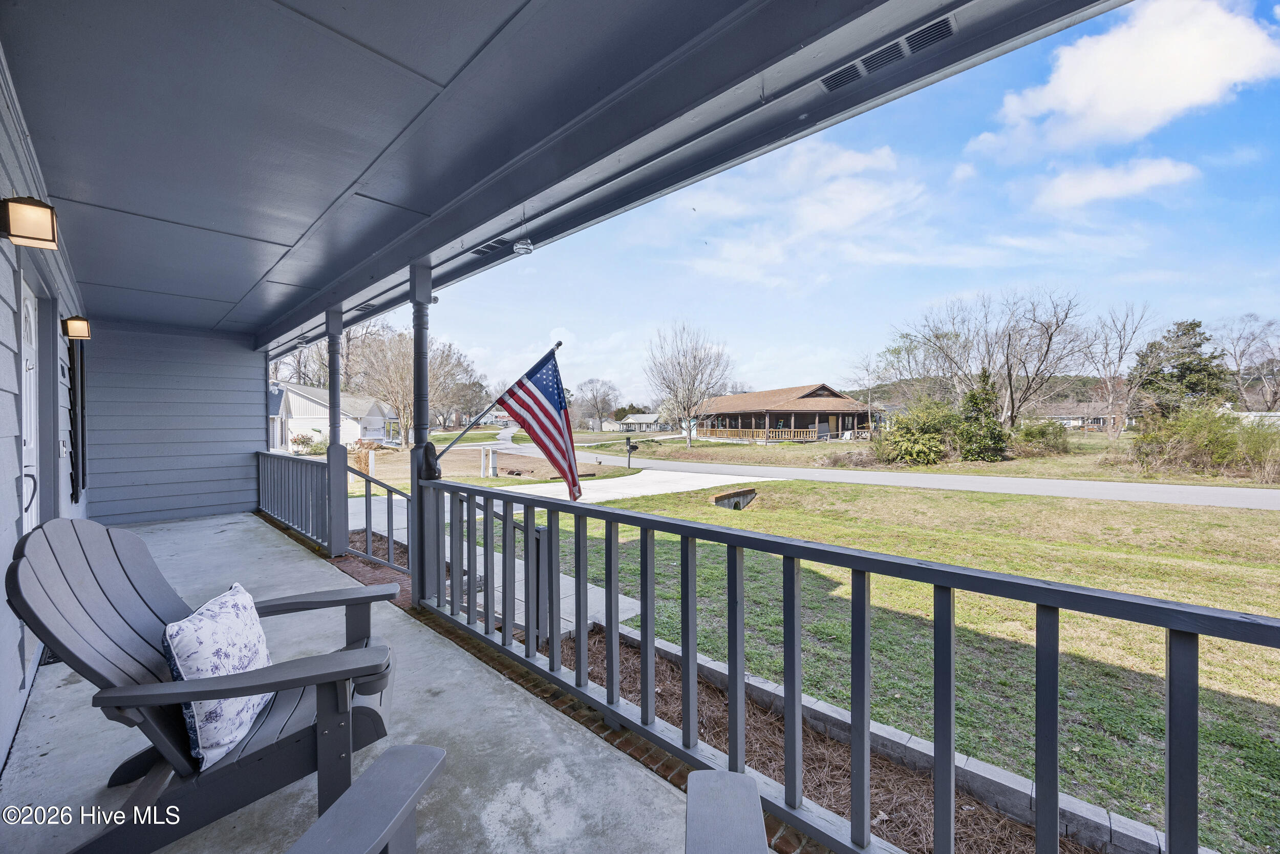 808 Gadwell Loop Jacksonville, NC 28540 - Photo 6 of 55 10_front porch