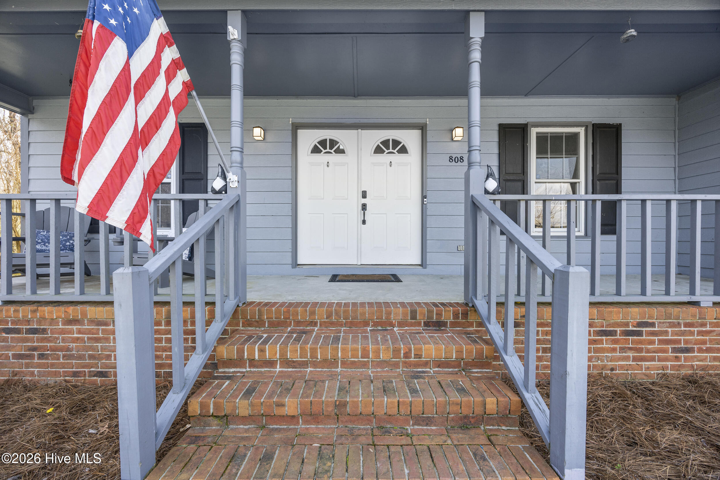 808 Gadwell Loop Jacksonville, NC 28540 - Photo 7 of 55 11_front entryway