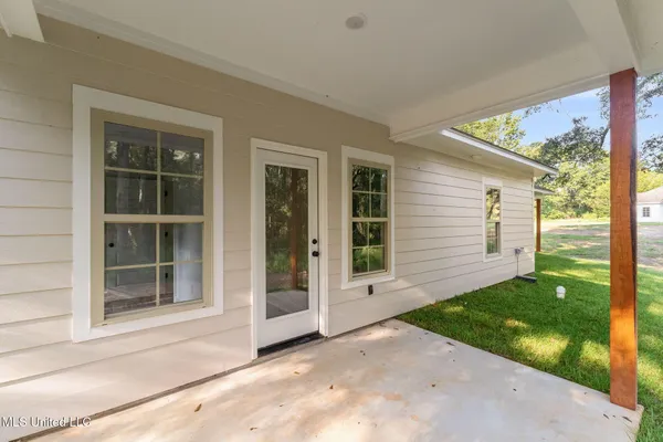 $264,500 | 629 Shirley Sanford Road, Seminary, MS 39479