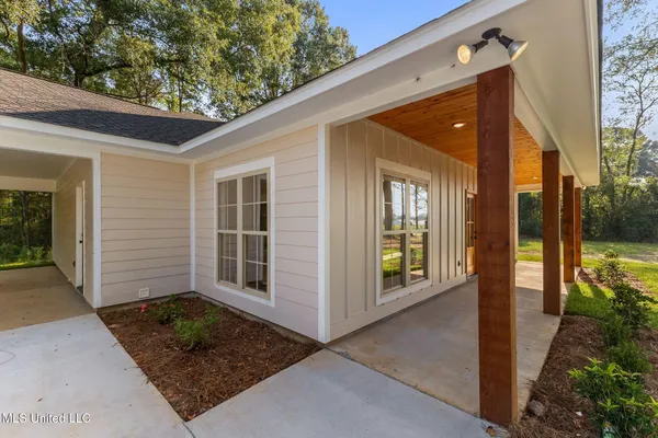 $264,500 | 629 Shirley Sanford Road, Seminary, MS 39479