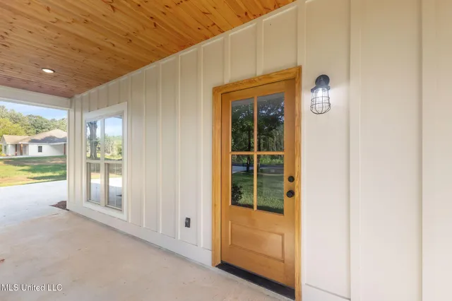 $264,500 | 629 Shirley Sanford Road, Seminary, MS 39479