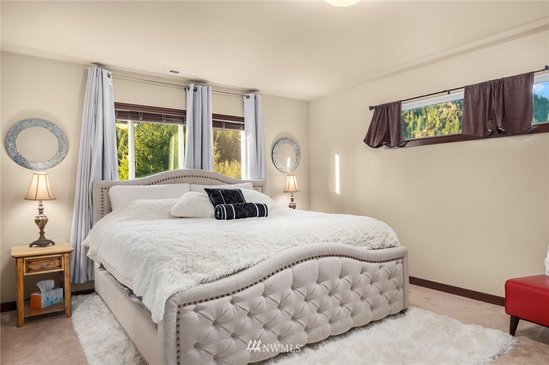 18605 Russian Road Arlington, WA 98223 - Photo 22 of 28 Gallery Image 22