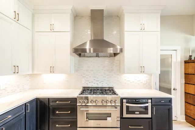 $975,000 | 932 Tyree Springs Road, White House, TN 37188