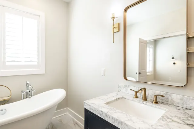 $975,000 | 932 Tyree Springs Road, White House, TN 37188