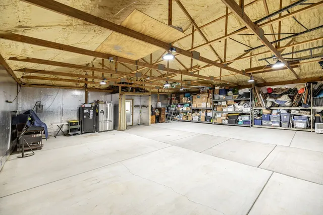 $975,000 | 932 Tyree Springs Road, White House, TN 37188