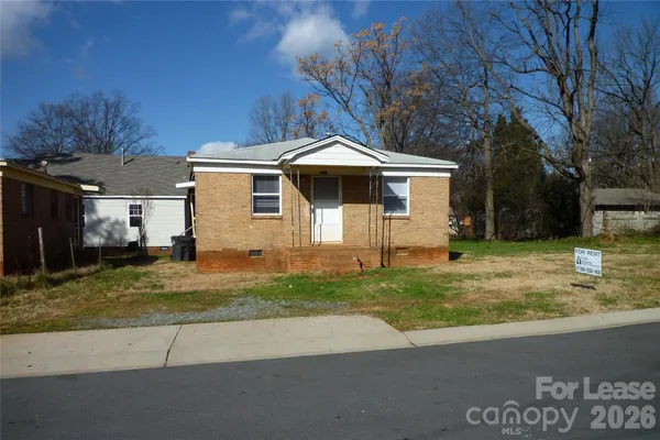 $1,220 | 2414 Wilson Avenue, Charlotte, NC 28208