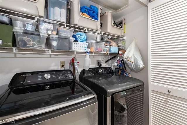 $194,000 | 5770 Trailwinds Drive, Unit 213, Fort Myers, FL 33907