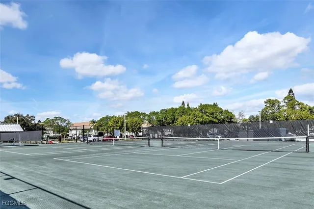 $194,000 | 5770 Trailwinds Drive, Unit 213, Fort Myers, FL 33907