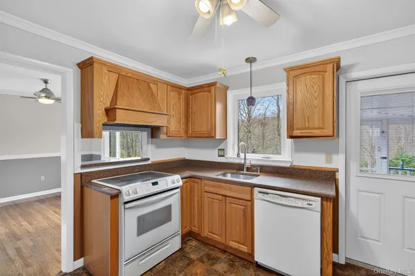 $385,000 | 15 Hy Vue Drive, Newburgh, NY 12550