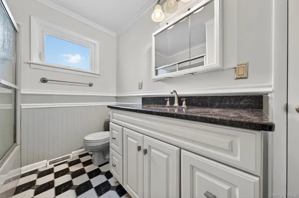 $385,000 | 15 Hy Vue Drive, Newburgh, NY 12550