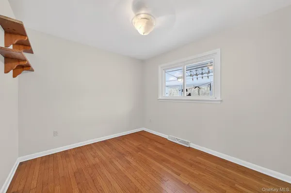 $385,000 | 15 Hy Vue Drive, Newburgh, NY 12550