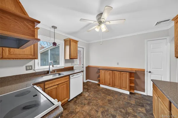 $385,000 | 15 Hy Vue Drive, Newburgh, NY 12550